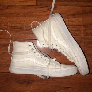 White Sk8-Hi Vans